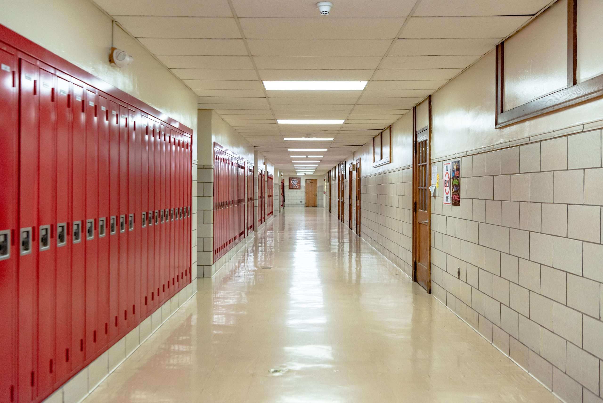 Titan Energy_Disinfecting lighting schools